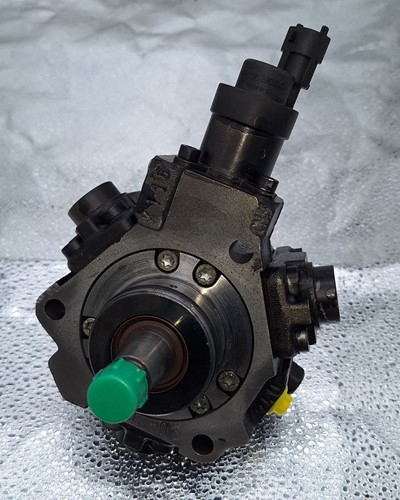Gereviseerde Bosch commonrail pomp met inruil oude 0445020070