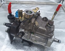 Gereviseerde Delph pomp met inruil van oude    PERKINS 1104C-44T 9320A022G
