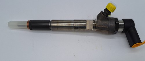 Continental commonrial injector nieuw met in ruil oude  K9K Euro 5 a2c59513484